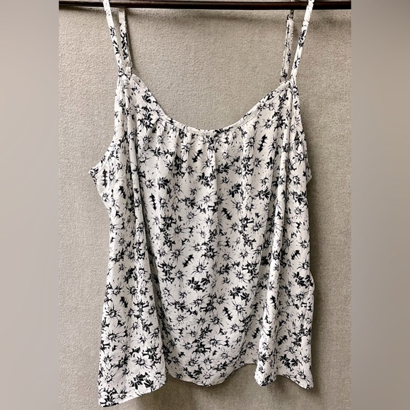 Cabi Seraphina Blouse (with detachable cami) - Picture 9 of 12